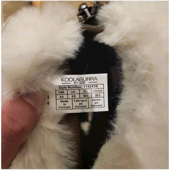 Koolaburra by Ugg Daianna heeled boots furry cuff size 8.5 - Picture 3 of 4